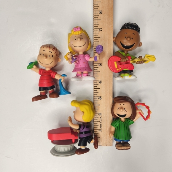 Peanuts Characters Figures Set 5 Lucy Linus Franklin Schroeder Peppermint Patty - Picture 8 of 10